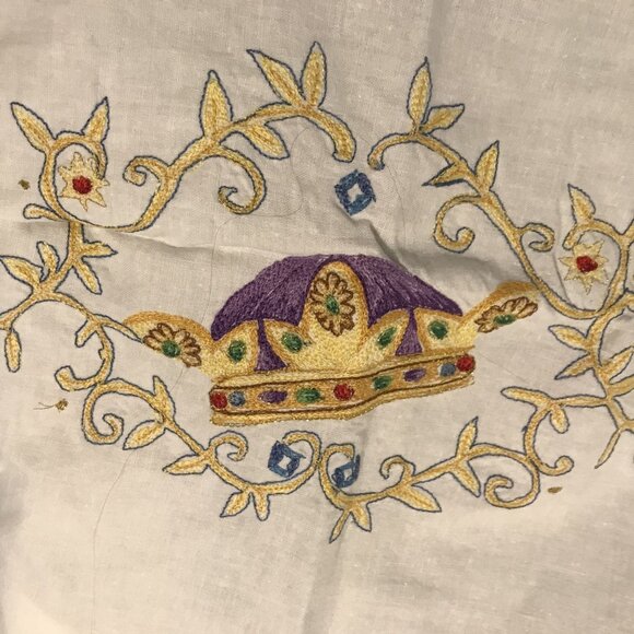 Chanukah By Jabara 100% Cotton Tablecloth With Embroidered Menorah & Crown Desig - Picture 15 of 16